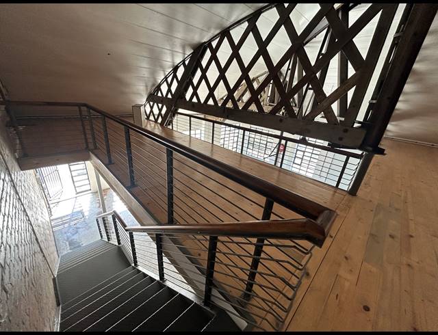 297M² BUILDING TO LET IN SALT RIVER